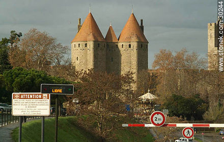 La Cité de Carcassonne - Region of Languedoc-Rousillon - FRANCE. Photo #30244