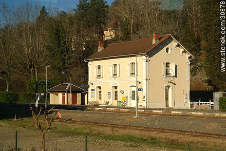 Estación de tren de Eyzies-de-Tayac-Sireuil - Aquitania - FRANCIA. Foto No. 30878