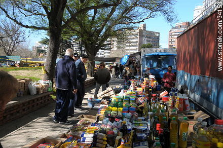 Villa Biarritz market fair.  - Department of Montevideo - URUGUAY. Photo #34153