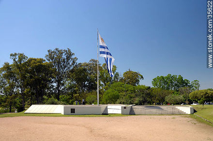 Plaza de la Bandera. Flag square. - Department of Florida - URUGUAY. Photo #35622