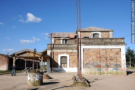 Estación de tren de Pando - Departamento de Canelones - URUGUAY. Foto No. 42991