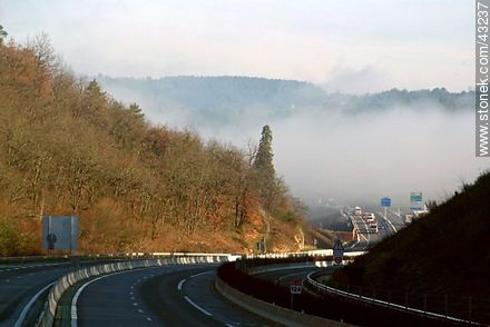 E70 motorway east - Region of Aquitaine - FRANCE. Photo #43237