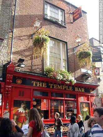 The Temple Bar en Temple Lane - ireland - ISLAS BRITÁNICAS. Foto No. 48642