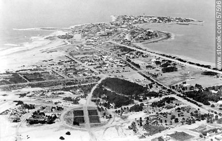Foto aérea antigua de Punta del Este - Punta del Este y balnearios cercanos - URUGUAY. Foto No. 57596