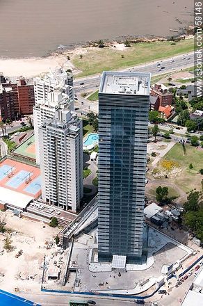 Aerial view of Tower 4 World Trade Center Montevideo (2012) - Department of Montevideo - URUGUAY. Photo #59146