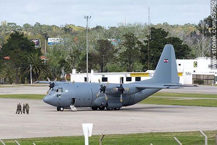Avión Hércules de la Fuerza Aérea Uruguaya - Departamento de Canelones - URUGUAY. Foto No. 59362