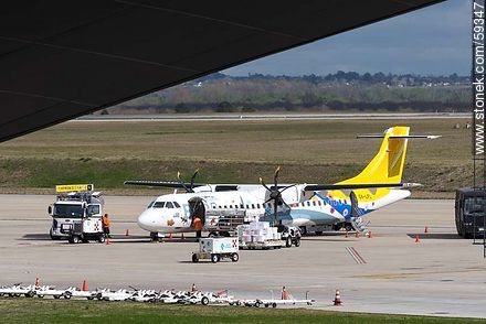 Avión ATR-72 de BQB - Departamento de Canelones - URUGUAY. Foto No. 59347
