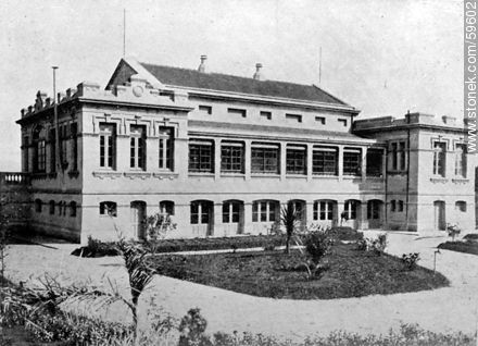 Hospital de Caridad de la ciudad de Minas, 1910 -  - URUGUAY. Foto No. 59602