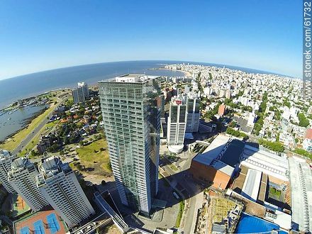 Torre 4 del WTC, 40 pisos - Departamento de Montevideo - URUGUAY. Foto No. 61732