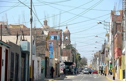 Calle Callao. Cúpulas de la Catedral de Tacna - Perú - Otros AMÉRICA del SUR. Foto No. 63215