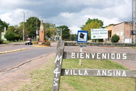 Villa Ansina on Route 26 - Tacuarembo - URUGUAY. Photo #64690