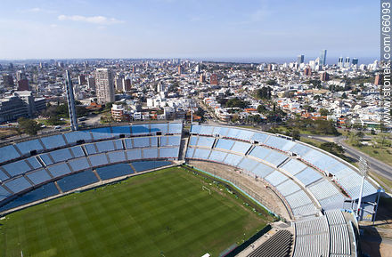 Foto aérea del Estadio Centenario - Departamento de Montevideo - URUGUAY. Foto No. 66093