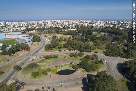 Partial aerial view of Parque Batlle. Monument to the Carreta - Department of Montevideo - URUGUAY. Photo #66082