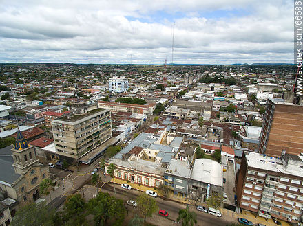 Vista aérea de la capital departamental. Jefatura de Policía - Departamento de Tacuarembó - URUGUAY. Foto No. 66586