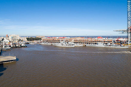 Muelle de la Armada - Departamento de Montevideo - URUGUAY. Foto No. 66618