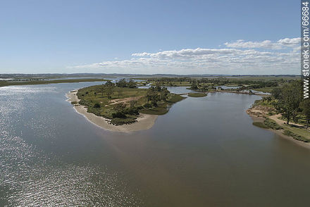 Aerial view of wetlands of Arroyo Maldonado - Department of Maldonado - URUGUAY. Photo #66684