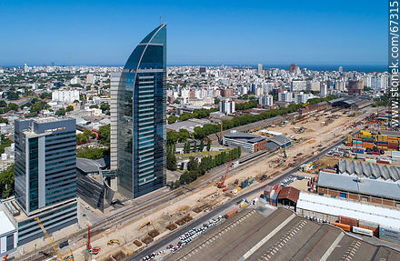 Foto aérea de las obras en la rambla Sudamérica. Enero 2020 - Departamento de Montevideo - URUGUAY. Foto No. 67315