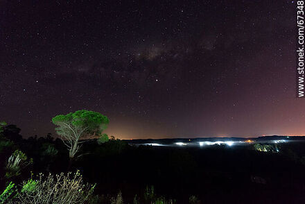 Madrugada estrellada. Vía Láctea - Departamento de Lavalleja - URUGUAY. Foto No. 67348