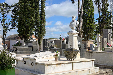 Cemetery of Treinta y Tres. Panteon - Department of Treinta y Tres - URUGUAY. Photo #70064
