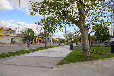 Plaza principal - Departamento de Lavalleja - URUGUAY. Foto No. 70304