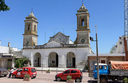 Iglesia Santísimo Salvador - Departamento de Canelones - URUGUAY. Foto No. 70428