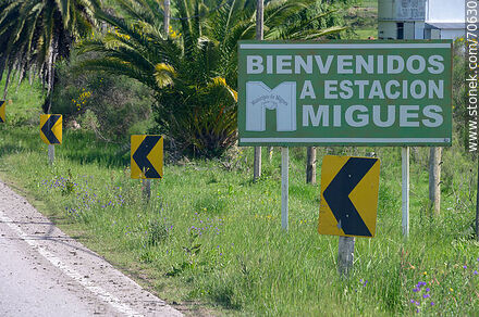 Welcome sign to Migues Station on route 80 - Department of Canelones - URUGUAY. Photo #70630