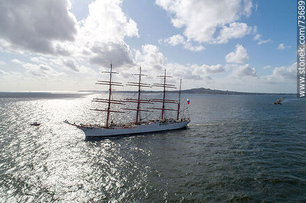 Aerial view of the Russian Navy training ship Sedov leaving the port of Montevideo (2020). - Department of Montevideo - URUGUAY. Photo #73689