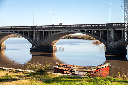 Baron de Maua Bridge. Border with Uruguay - Department of Cerro Largo - URUGUAY. Photo #74717