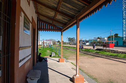 Estación de trenes de Toledo reciclada como Casa de Cultura - Departamento de Canelones - URUGUAY. Foto No. 75072