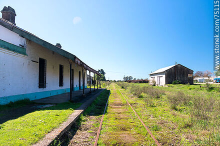 Estación de trenes de Santa Rosa - Departamento de Canelones - URUGUAY. Foto No. 75115