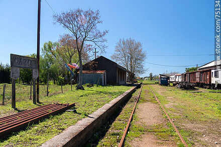 Estación de trenes Cazot en San Bautista - Departamento de Canelones - URUGUAY. Foto No. 75134