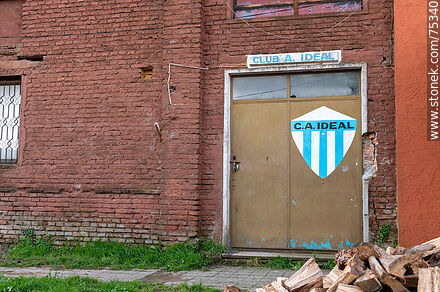 Sede del Club Atlético Ideal - Departamento de Canelones - URUGUAY. Foto No. 75340