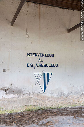 Ruinas de lo que fue el Club Social y Atlético Reboledo - Departamento de Florida - URUGUAY. Foto No. 75496