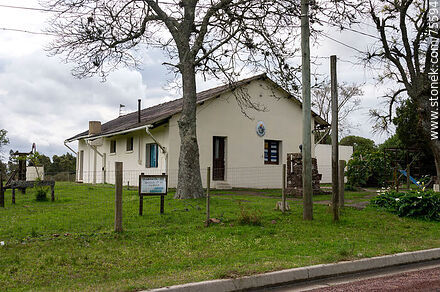 Escuela No. 20 - Departamento de Florida - URUGUAY. Foto No. 75594