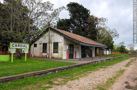 Estación Cardal de ferrocarril - Departamento de Florida - URUGUAY. Foto No. 76519