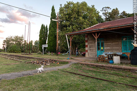 Antigua estación de trenes Balneario Solís - Departamento de Maldonado - URUGUAY. Foto No. 77618