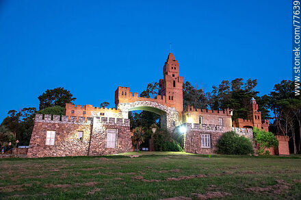 Pittamiglio Castle - Department of Maldonado - URUGUAY. Photo #77639
