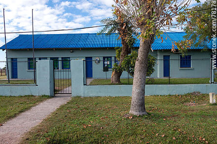San Luis al Medio. Escuela pública - Departamento de Rocha - URUGUAY. Foto No. 78178