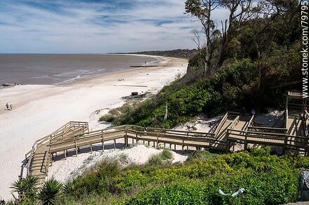 Wooden access ramp to the beach - Department of Canelones - URUGUAY. Photo #79795