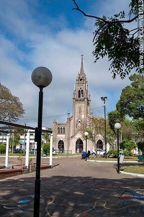 Plaza de La Paz - Departamento de Canelones - URUGUAY. Foto No. 81013