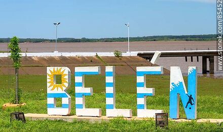 Belén sign on the banks of the Uruguay River - Department of Salto - URUGUAY. Photo #85452