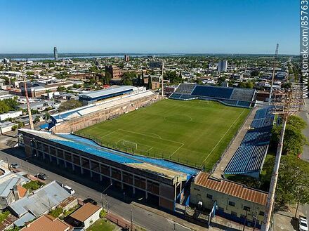 Vista aérea del estadio Parque Artigas - Departamento de Paysandú - URUGUAY. Foto No. 85763