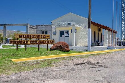 Municipio de Piedras Coloradas - Departamento de Paysandú - URUGUAY. Foto No. 85971