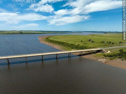 Aerial view of the road bridge on route 3 over the Arapey river - Department of Salto - URUGUAY. Photo #85976