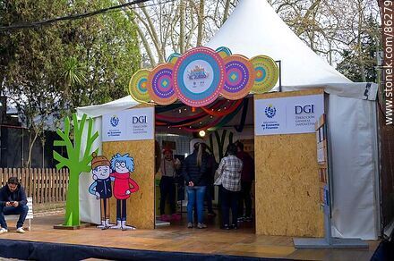 Stand de la DGI en la Rural - Departamento de Montevideo - URUGUAY. Foto No. 86279