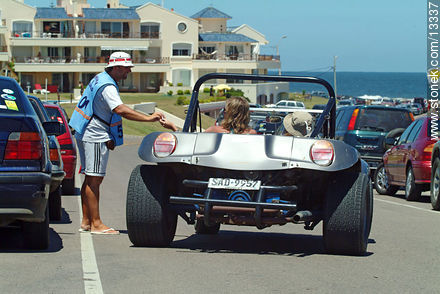 Propina - Punta del Este y balnearios cercanos - URUGUAY. Foto No. 13337