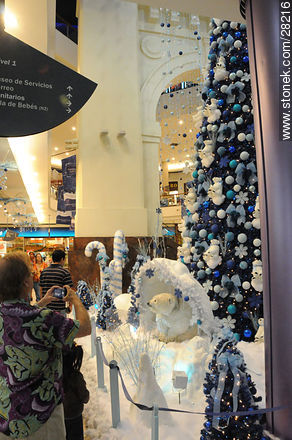 Blue Christmas in Punta Carretas Shopping mall - Department of Montevideo - URUGUAY. Photo #28216