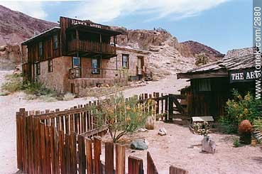 Pueblo fantasma reconstruido para el turismo, Nevada. -  - EE.UU.-CANADÁ. Foto No. 2880