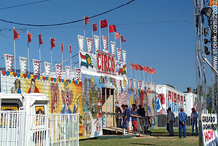 Circus at Av. Italia - Department of Montevideo - URUGUAY. Photo #22632