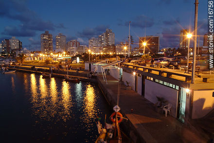  - Punta del Este y balnearios cercanos - URUGUAY. Foto No. 16756